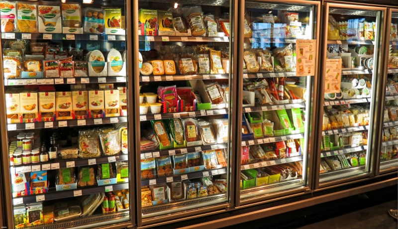 magasin-PONTEVES-min_supermarket_fridge_produce_food_market_retail_shop_store-858798