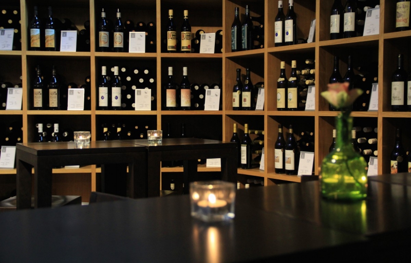 magasin-PONTEVES-min_wine_vinorama_wine_bottle_cellar_red_wine_wines_storage_wine_rack-1077047
